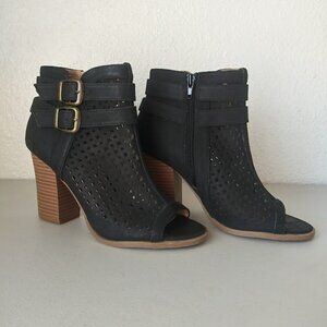 Brash women's size 6.5 black  peep-toe booties